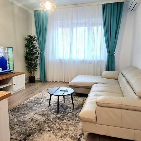 Moma Central Oradea Eksteriør billede