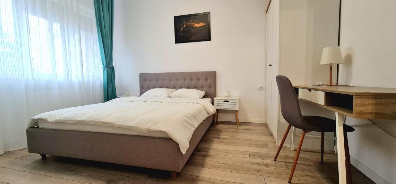 Moma Central Oradea Eksteriør billede